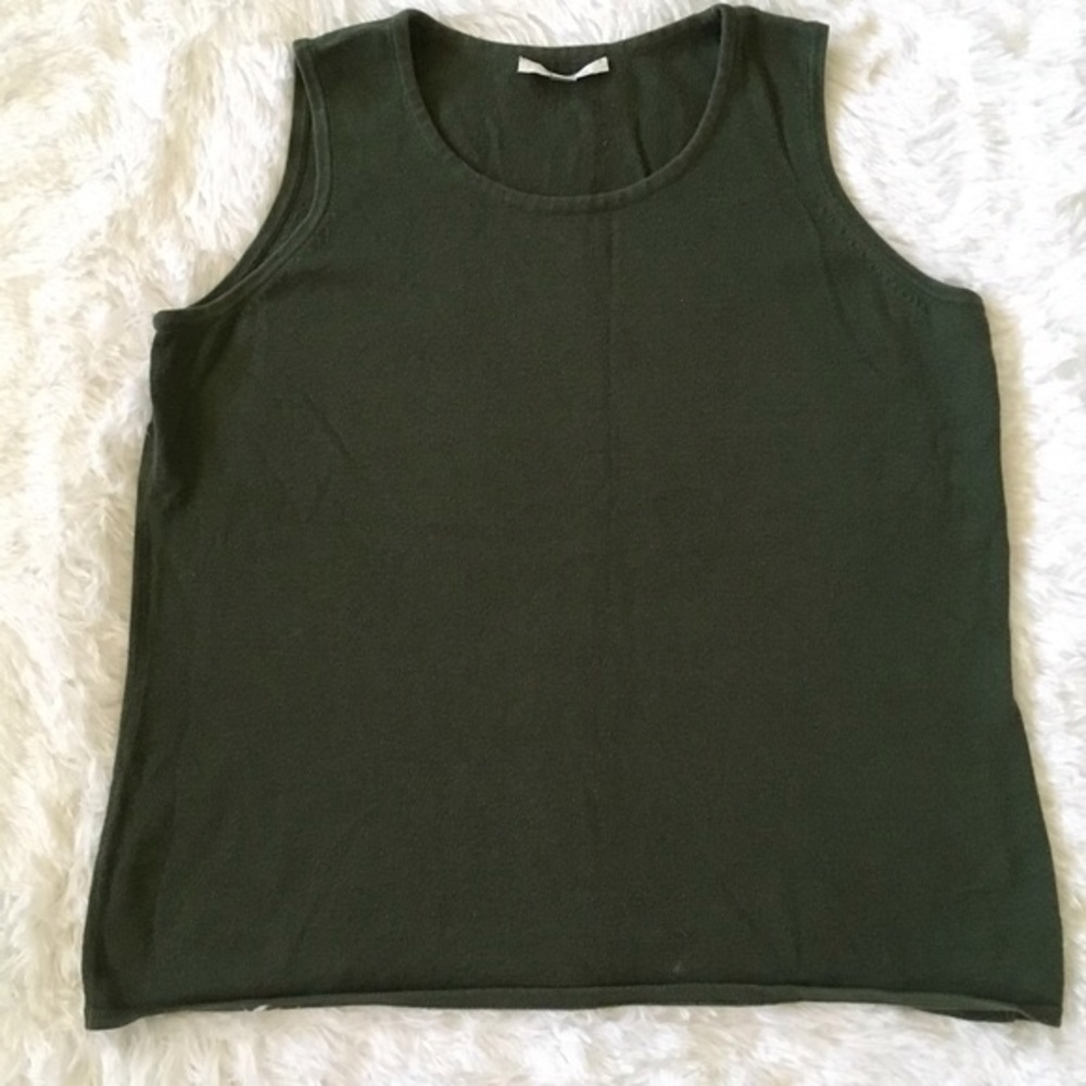 Liz Claiborne sleeveless top